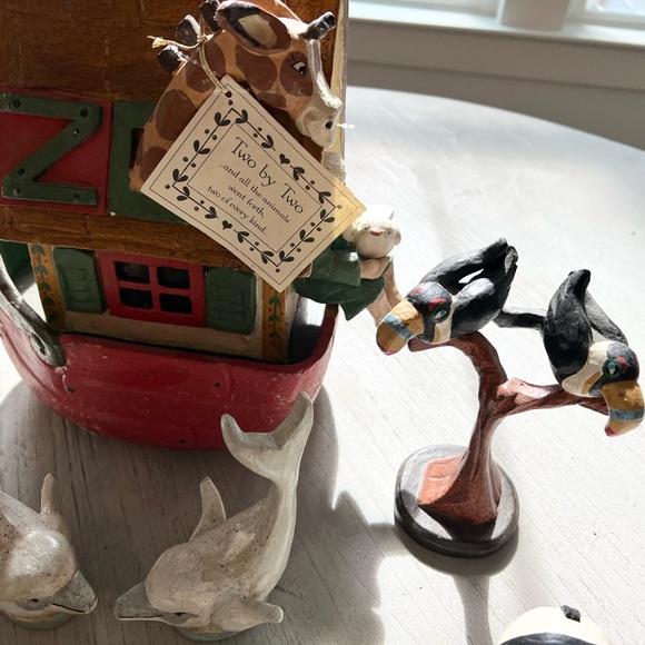 House of Hatten Vintage Charming Noah's Ark Animal Figurine Set - Picture 3 of 9